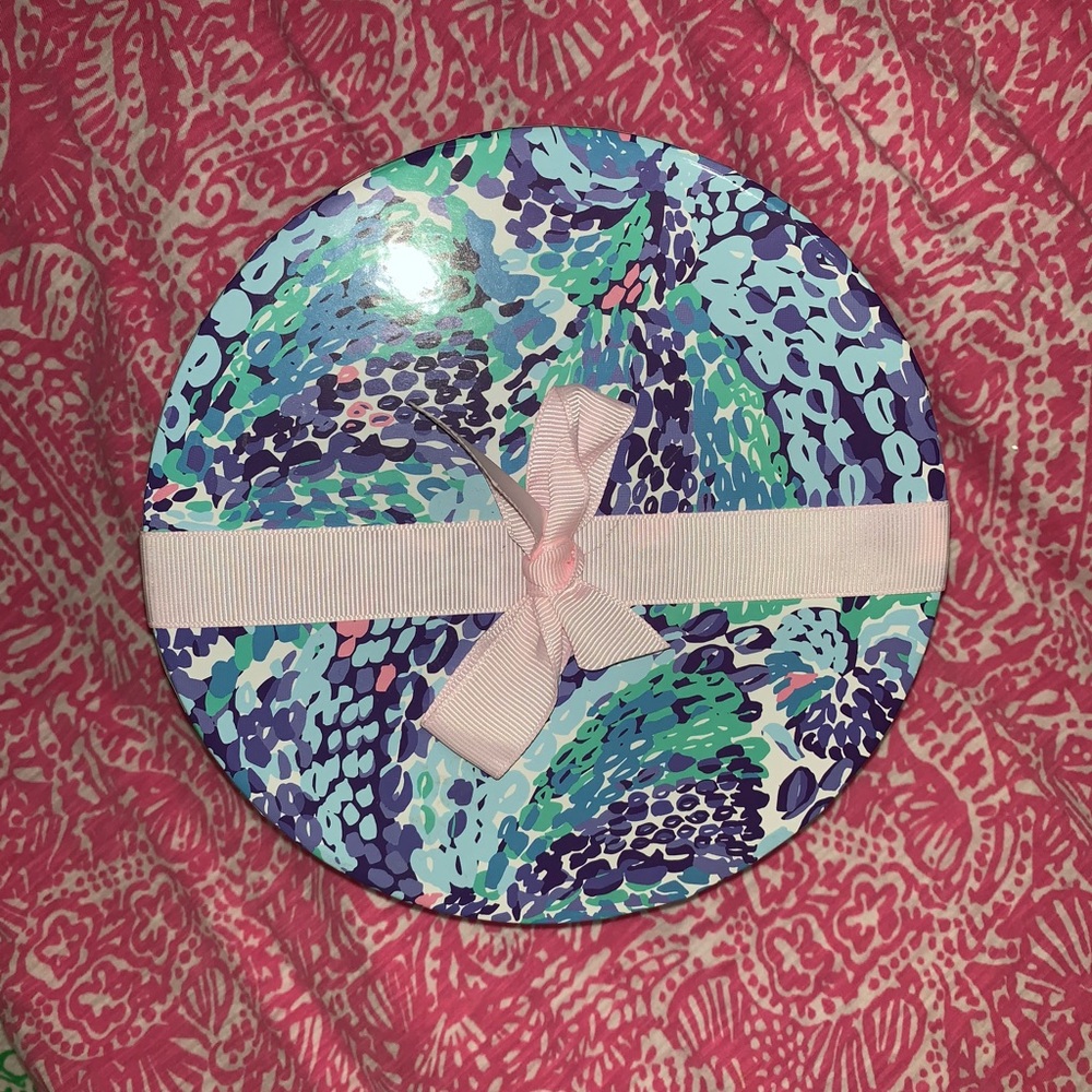 Lilly Pulitzer “Dress It Up” gift box